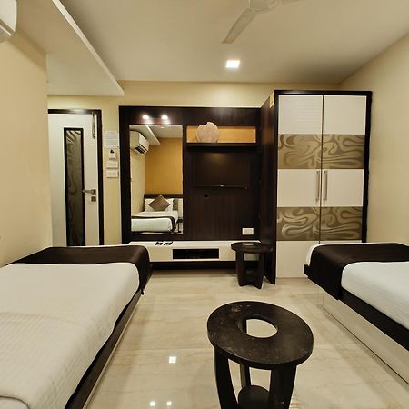 The Majlis Hotel - Colaba Mumbai Exterior photo